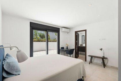 2c0ba4bdf80e970a2778dfc7e057542e - 26