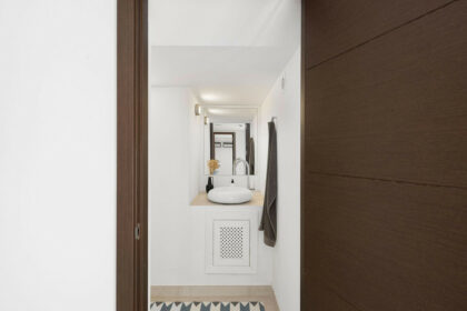 2c0ba4bdf80e970a2778dfc7e057542e - 27