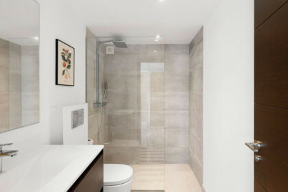 2c0ba4bdf80e970a2778dfc7e057542e - 28