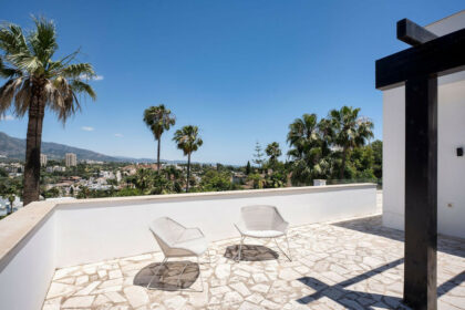 2c0ba4bdf80e970a2778dfc7e057542e - 31