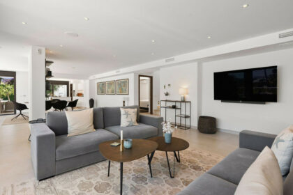 2c0ba4bdf80e970a2778dfc7e057542e - 9