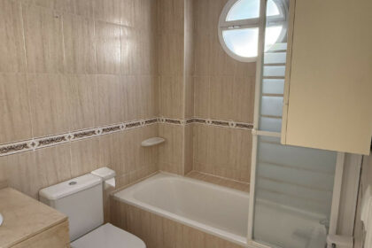 2c4f51593cbd86610327c381cf0c9069 - 16