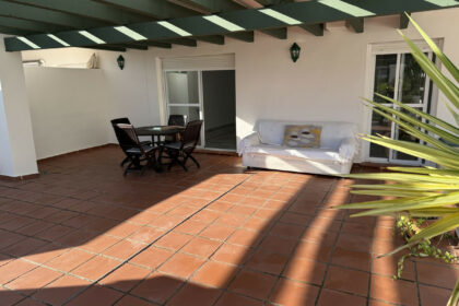 2c4f51593cbd86610327c381cf0c9069 - 18