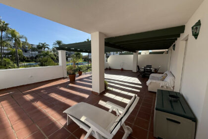 2c4f51593cbd86610327c381cf0c9069 - 20