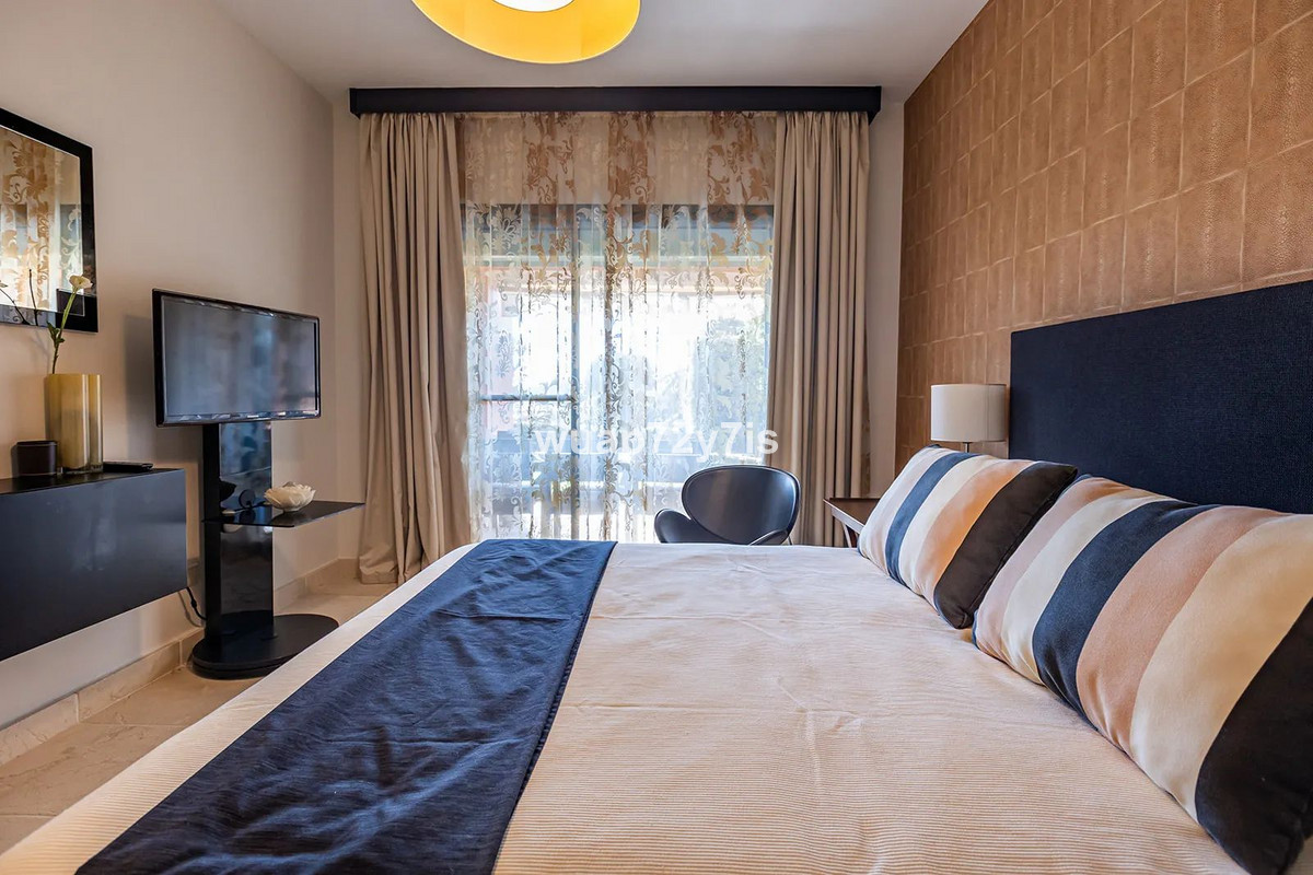 2c5135df2a6b8c0a5da62e771f5ddcc9 - 14