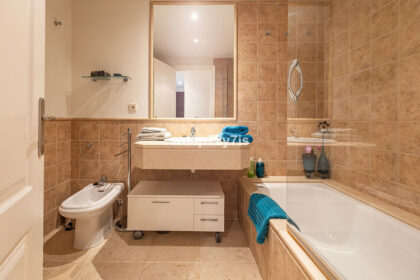 2c5135df2a6b8c0a5da62e771f5ddcc9 - 25