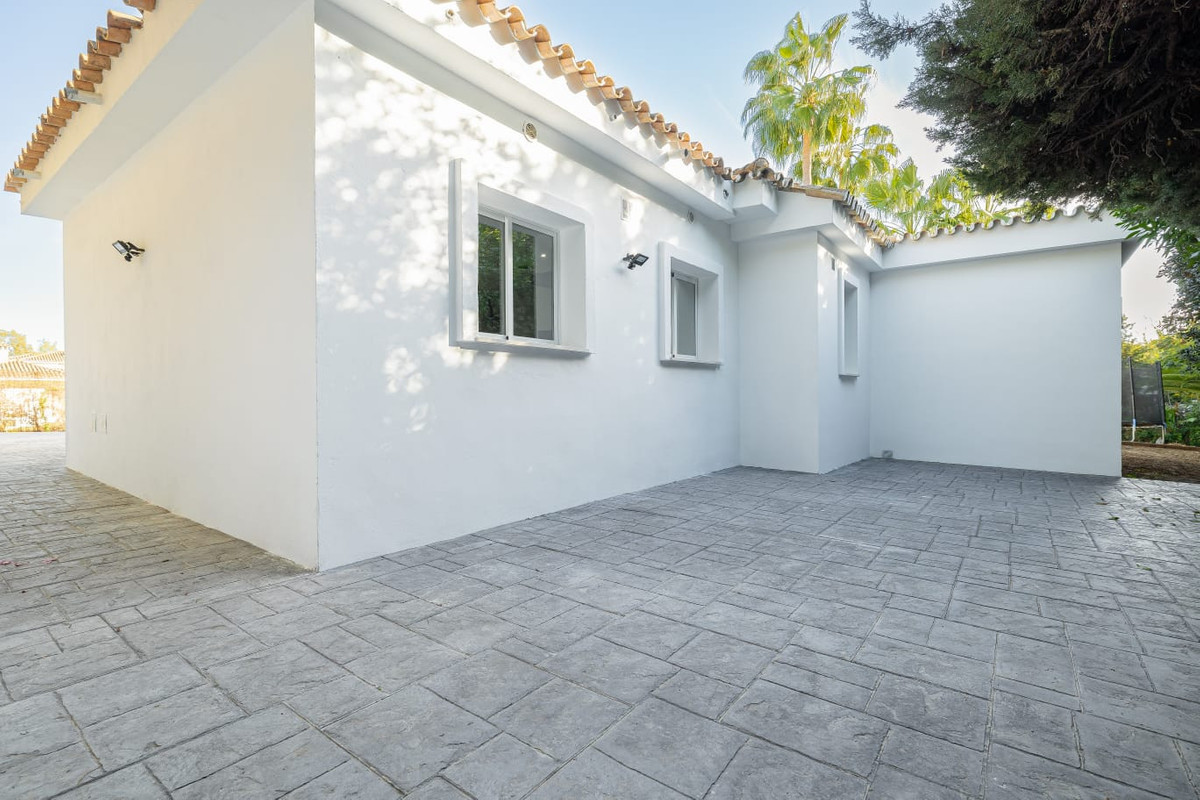 2ca3c78a4057d58b909a31666aa57dc1 - 27