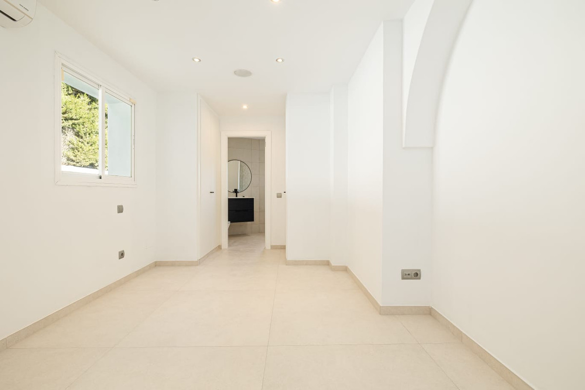 2ca3c78a4057d58b909a31666aa57dc1 - 8