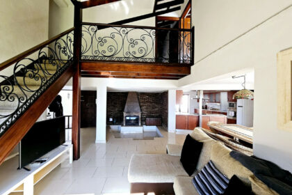 2ccd38b86be520bc9ac4bb15f89feff1 - 15