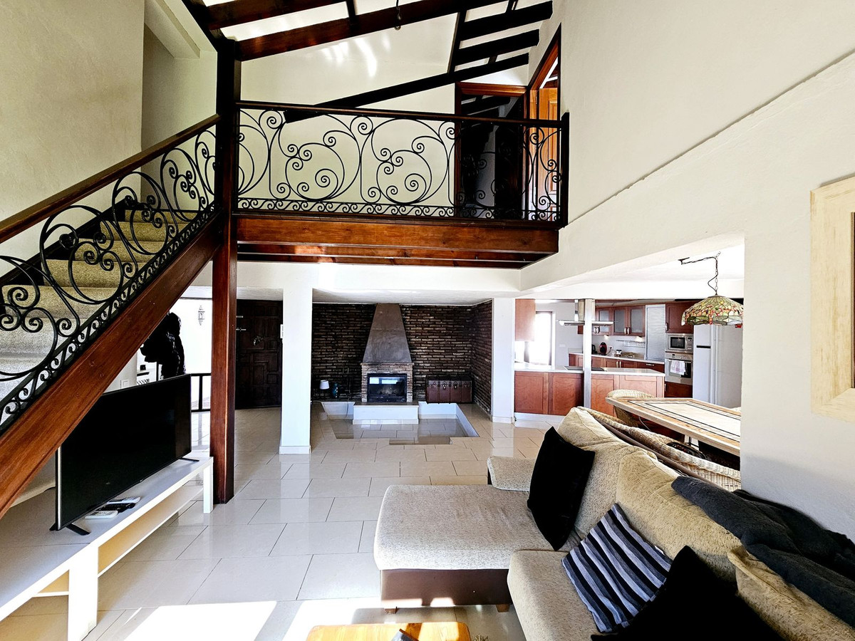 2ccd38b86be520bc9ac4bb15f89feff1 - 15