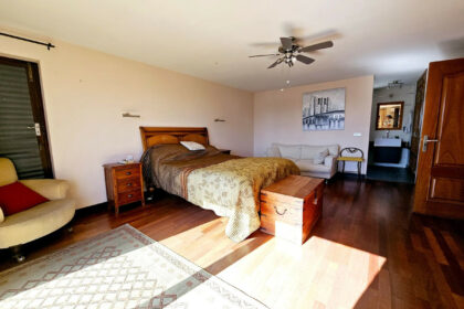 2ccd38b86be520bc9ac4bb15f89feff1 - 18