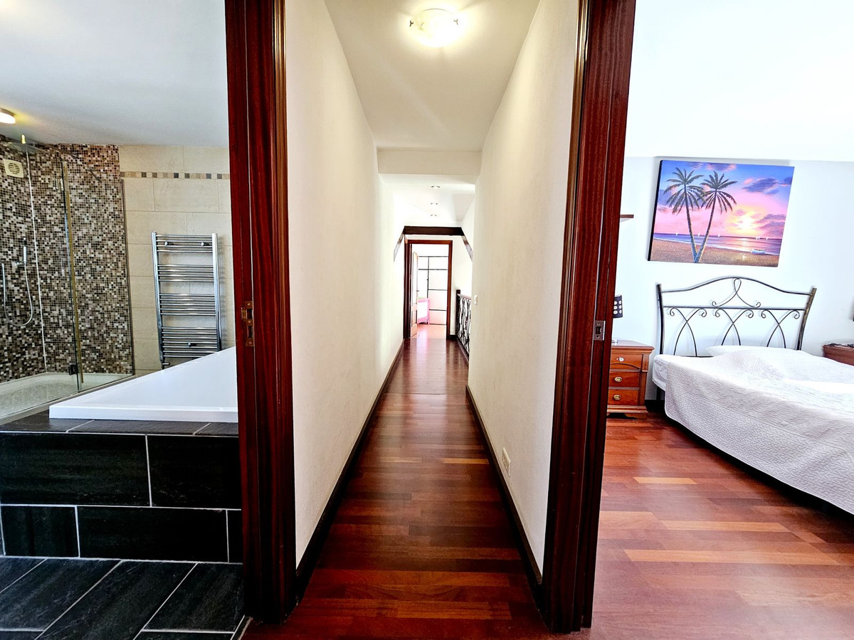 2ccd38b86be520bc9ac4bb15f89feff1 - 21