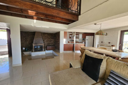 2ccd38b86be520bc9ac4bb15f89feff1 - 9