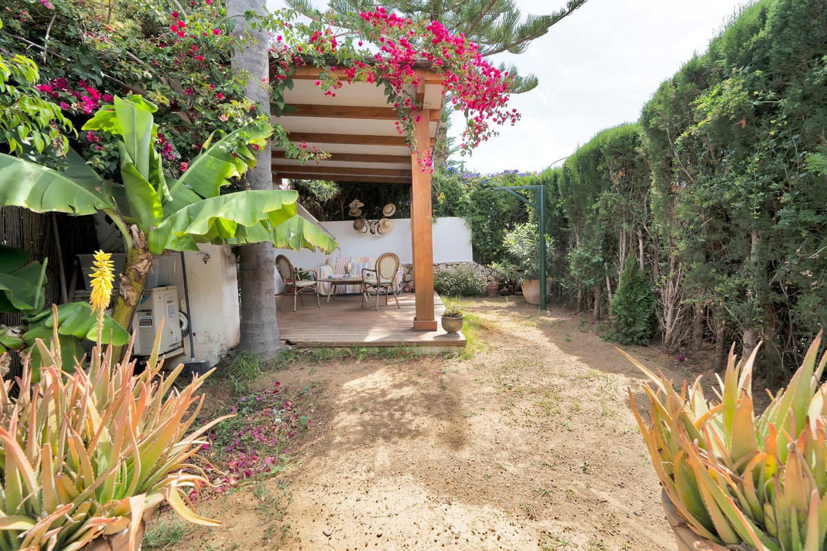 2d3aa501cc79edb8e9116c43a2590eac - 17