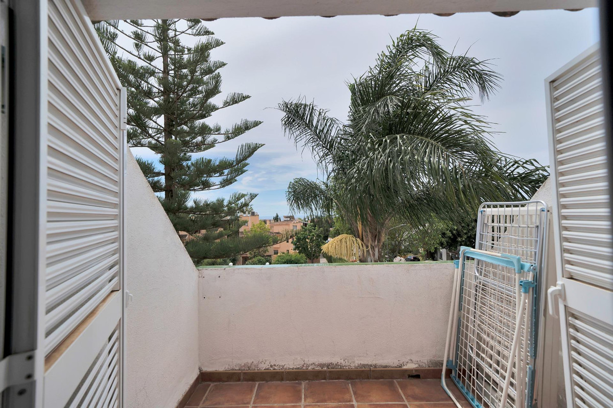 2d3aa501cc79edb8e9116c43a2590eac - 41