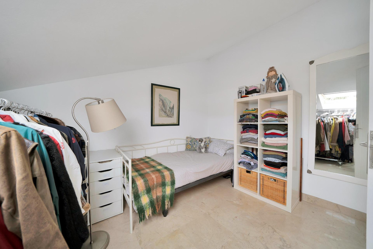 2d3aa501cc79edb8e9116c43a2590eac - 43