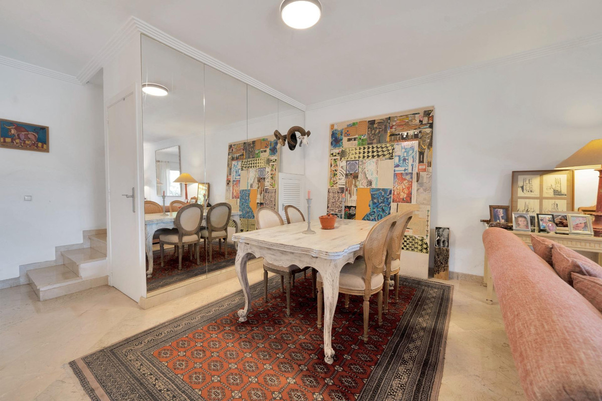 2d3aa501cc79edb8e9116c43a2590eac - 8