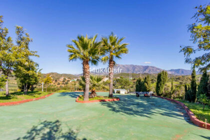 2e2f2420b58b40c8881a0e400ebf5e2c - 8