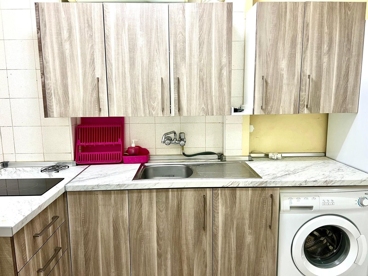 2e69b82e2313450184273e68b250795e - 6