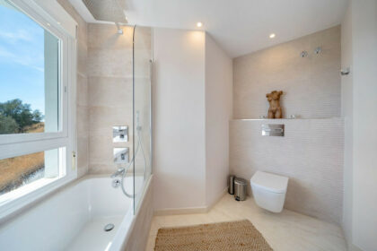 2ec0dc121b83455b5c243712e36e74df - 19