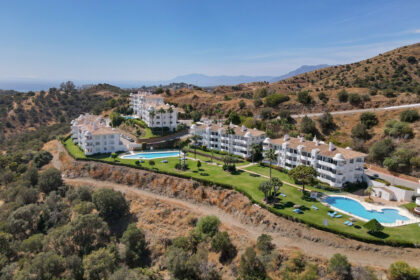 2ec0dc121b83455b5c243712e36e74df - 27