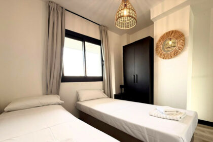 2f70628556965af801303502eb0c320f - 17