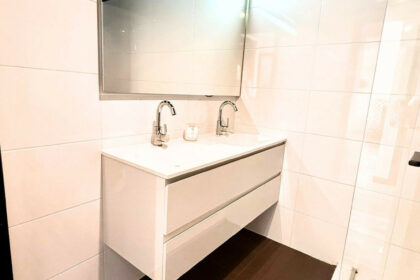 2f70628556965af801303502eb0c320f - 26