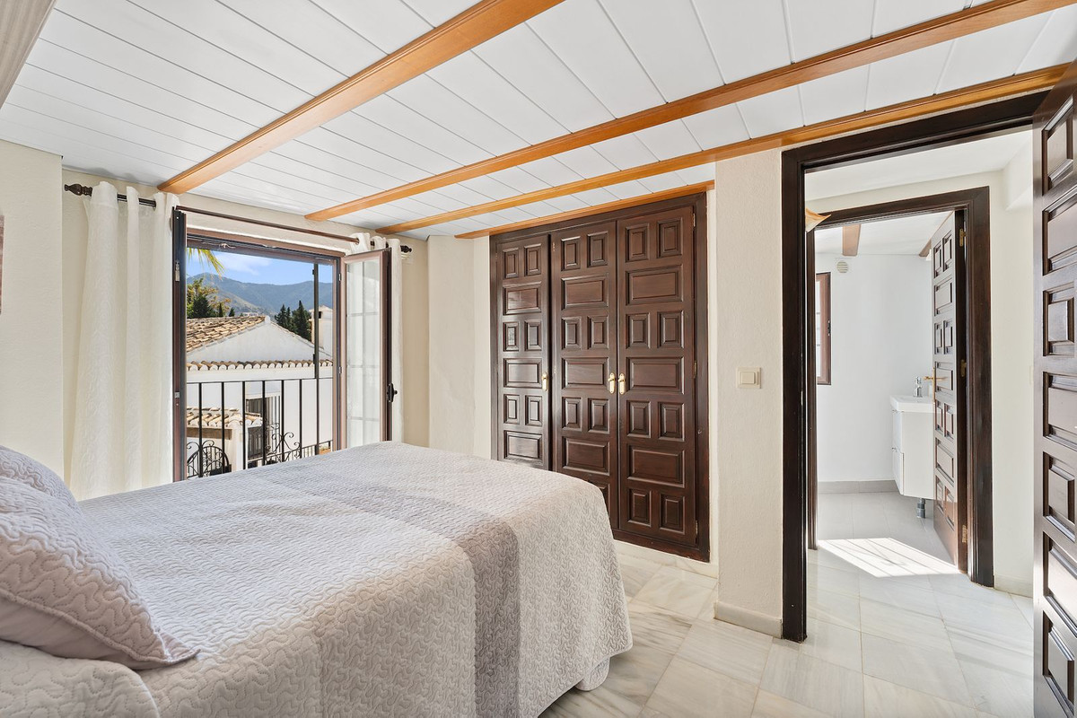 2f736df9a6110c8a17eb3b27777e12d0 - 21