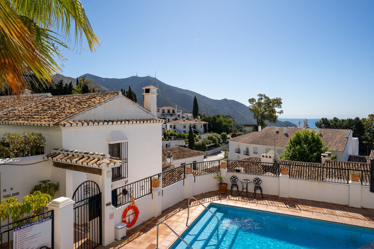 2f736df9a6110c8a17eb3b27777e12d0 - 24