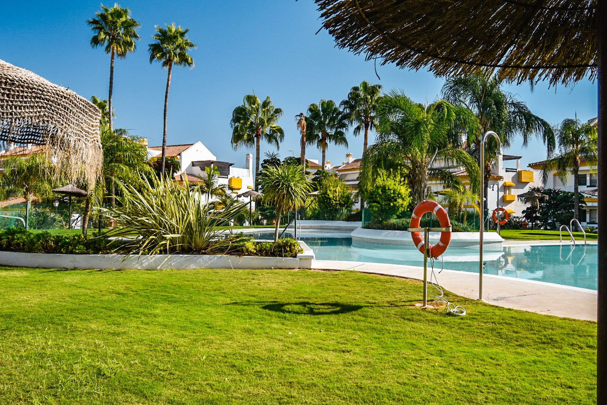 2fc027a92fc2f1948f0a1262b3c87011 - 21