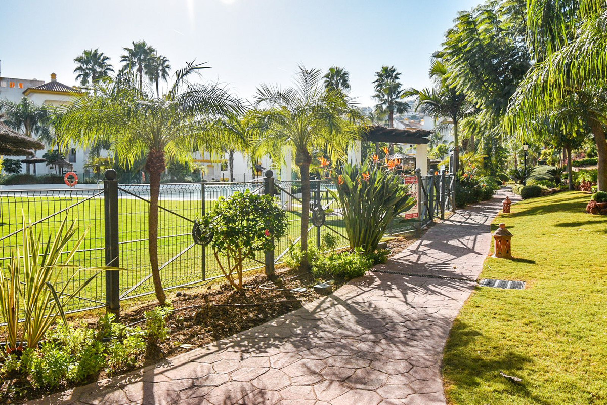 2fc027a92fc2f1948f0a1262b3c87011 - 26