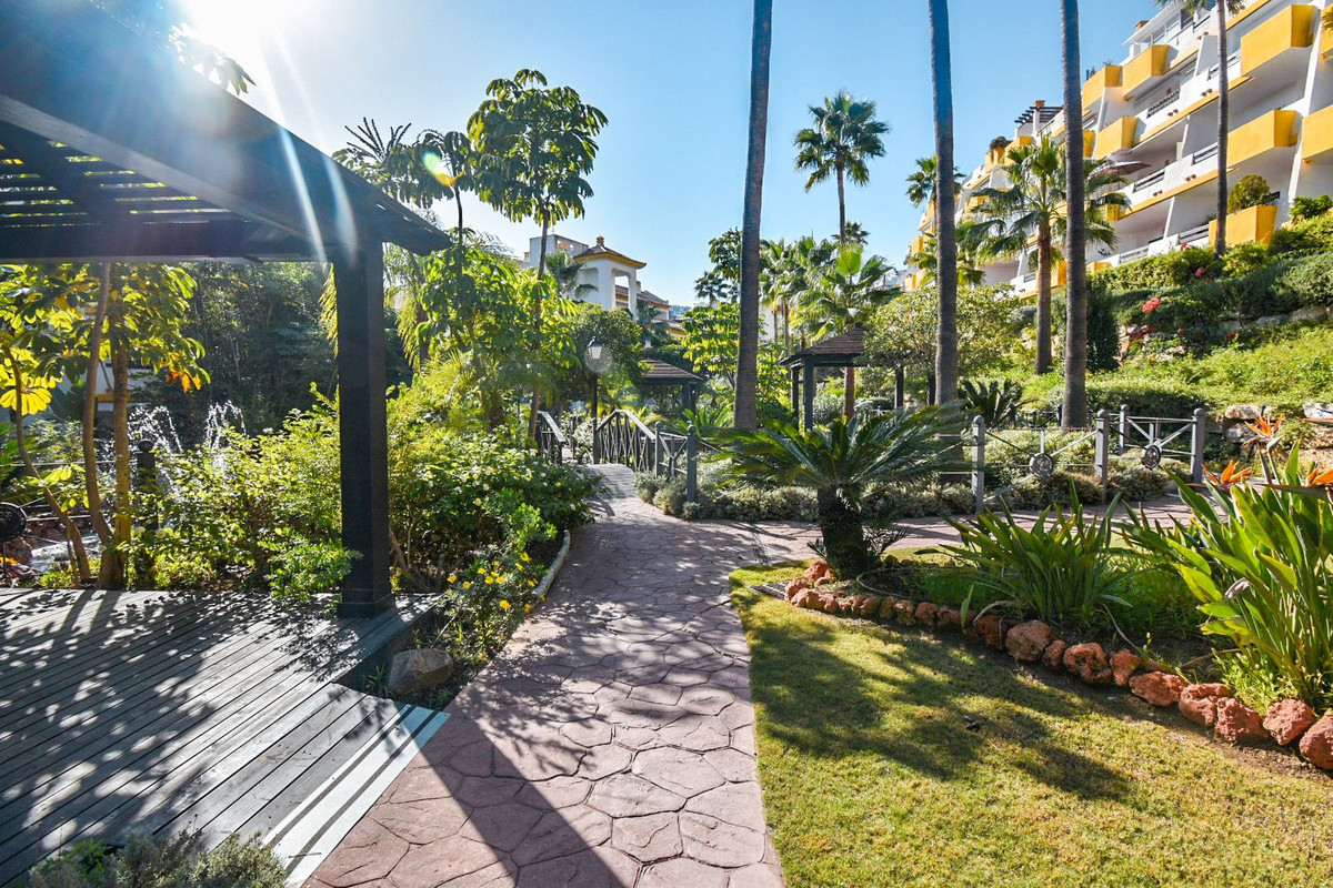 2fc027a92fc2f1948f0a1262b3c87011 - 28