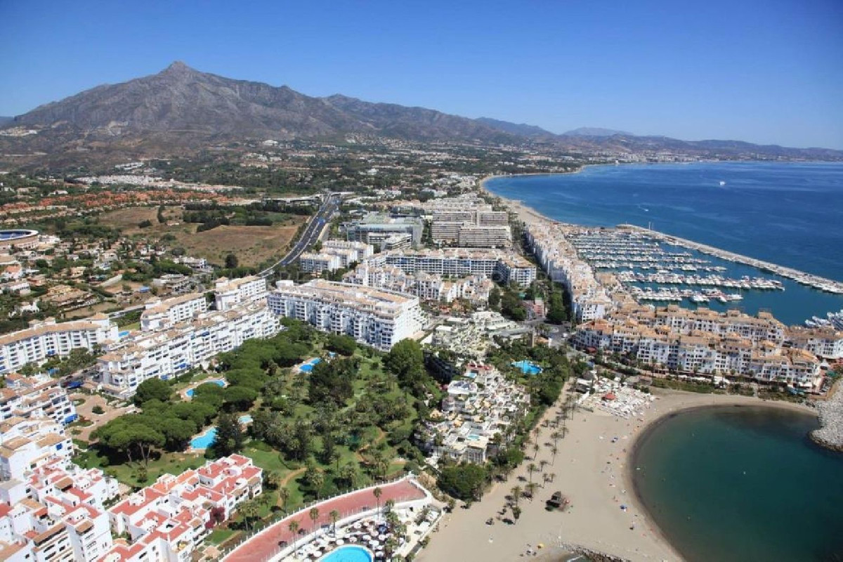 300b5d46a8a78a4fb2cdc09fac5cb058 - 4