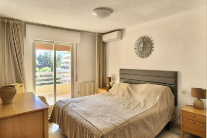 3045082f6e116a26bee21a9a5a85cb46 - 11