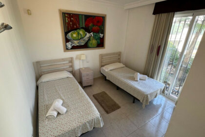 305489f79bc906681f74513264536781 - 14