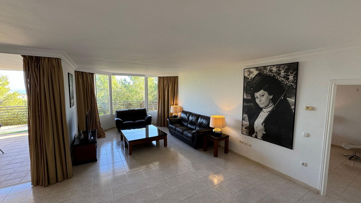 305489f79bc906681f74513264536781 - 2