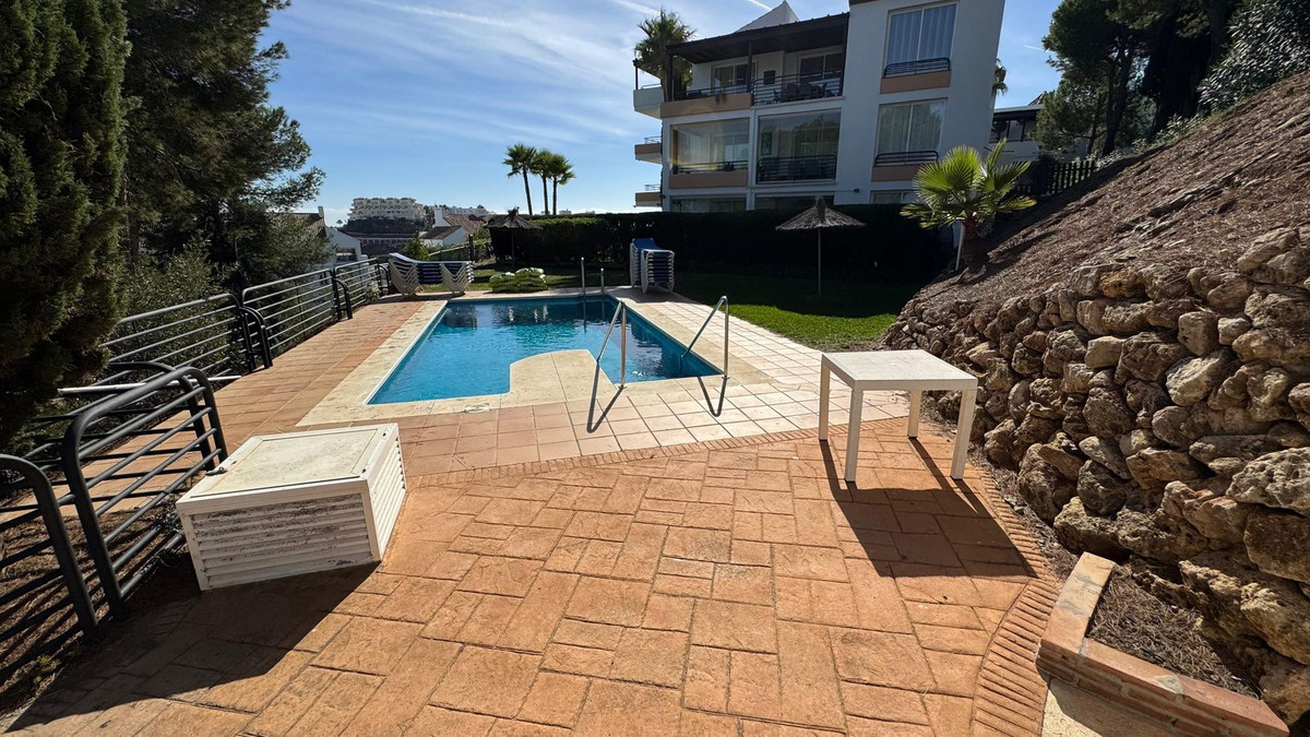 305489f79bc906681f74513264536781 - 27