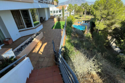 305489f79bc906681f74513264536781 - 28