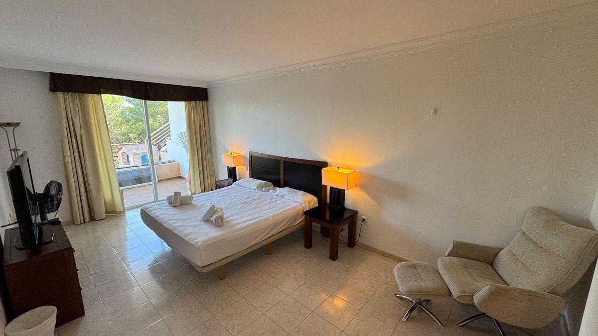 305489f79bc906681f74513264536781 - 5