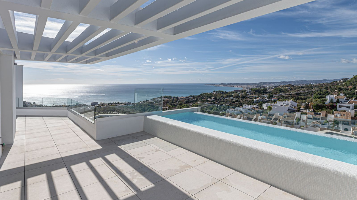 3071d5c9550c30d405d5cc4616080d98 - 1