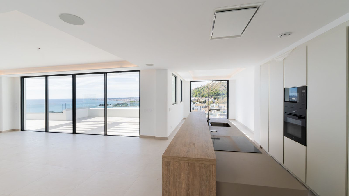 3071d5c9550c30d405d5cc4616080d98 - 11