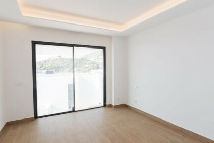 3071d5c9550c30d405d5cc4616080d98 - 28