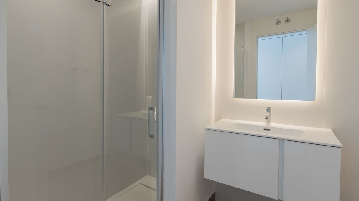 3071d5c9550c30d405d5cc4616080d98 - 33