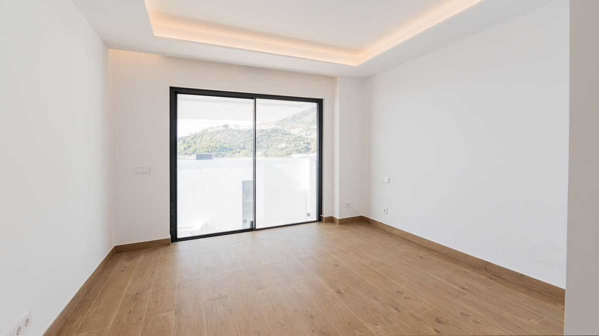 3071d5c9550c30d405d5cc4616080d98 - 35