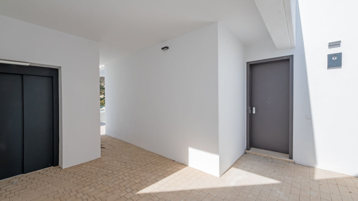 3071d5c9550c30d405d5cc4616080d98 - 38