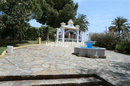 30a5217c62b7bcac26c6ea42575f3e95 - 19