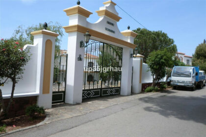 30a5217c62b7bcac26c6ea42575f3e95 - 21