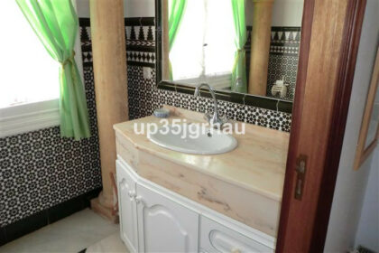 30a5217c62b7bcac26c6ea42575f3e95 - 33