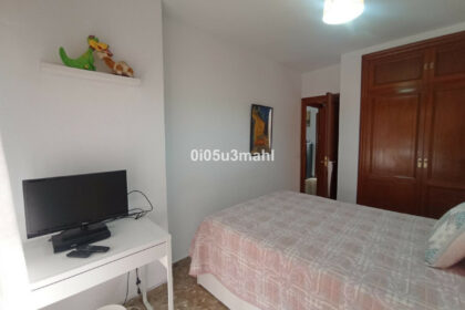 30b12638672b606b89b0a9474307e91a - 17