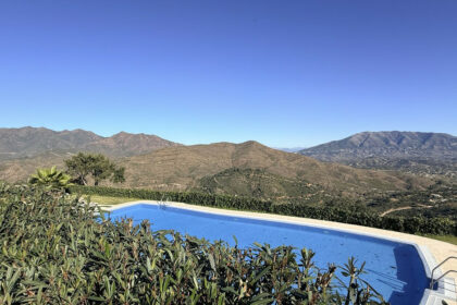 30d05b8536bd3e0eb07e707628cc950c - 31